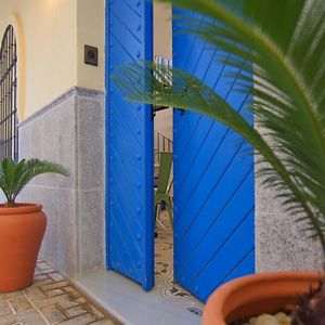 Mara's Apartments Casita La Mar - Primera Linea de Playa - El Bajondillo Torremolinos